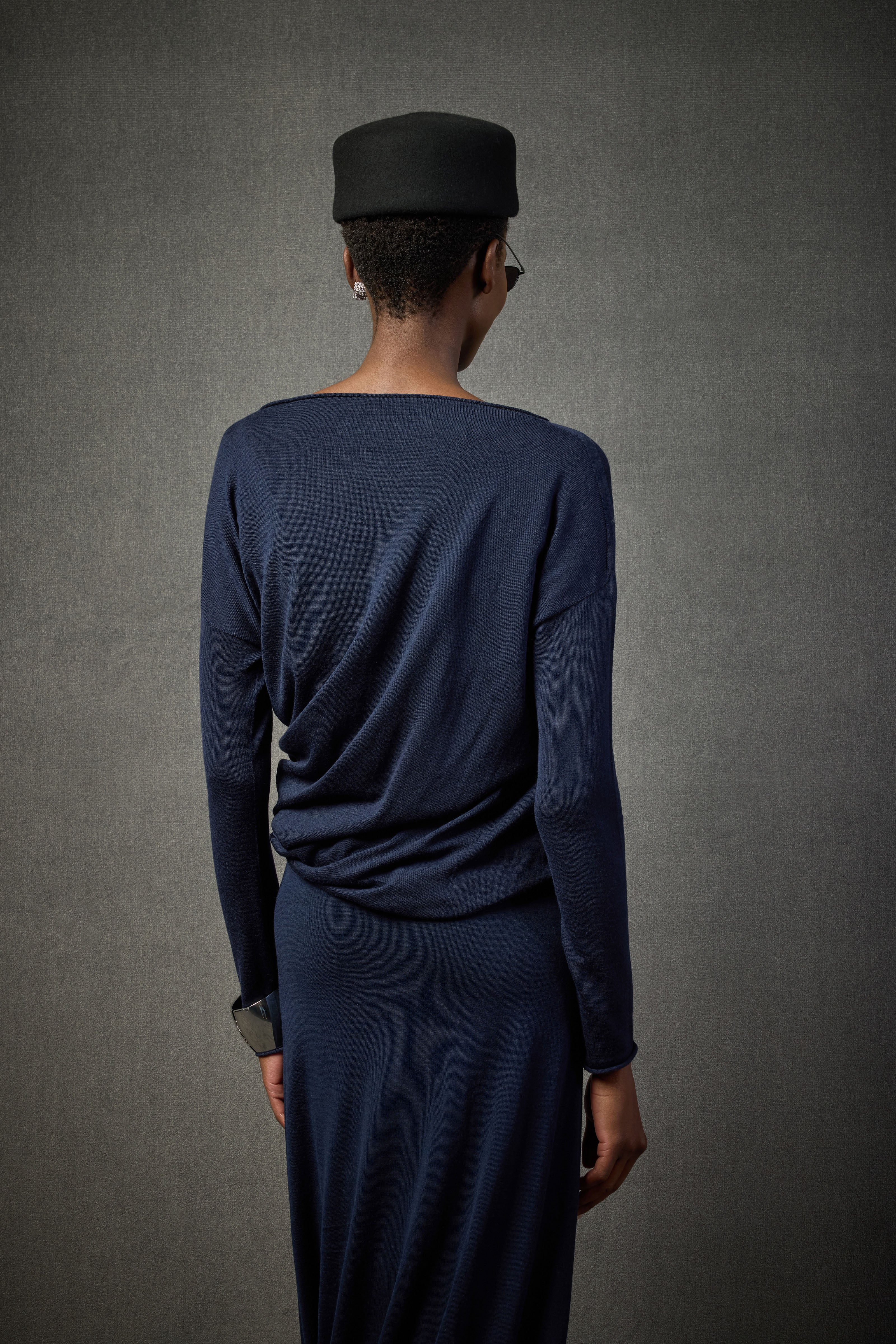 AILA SWEATER