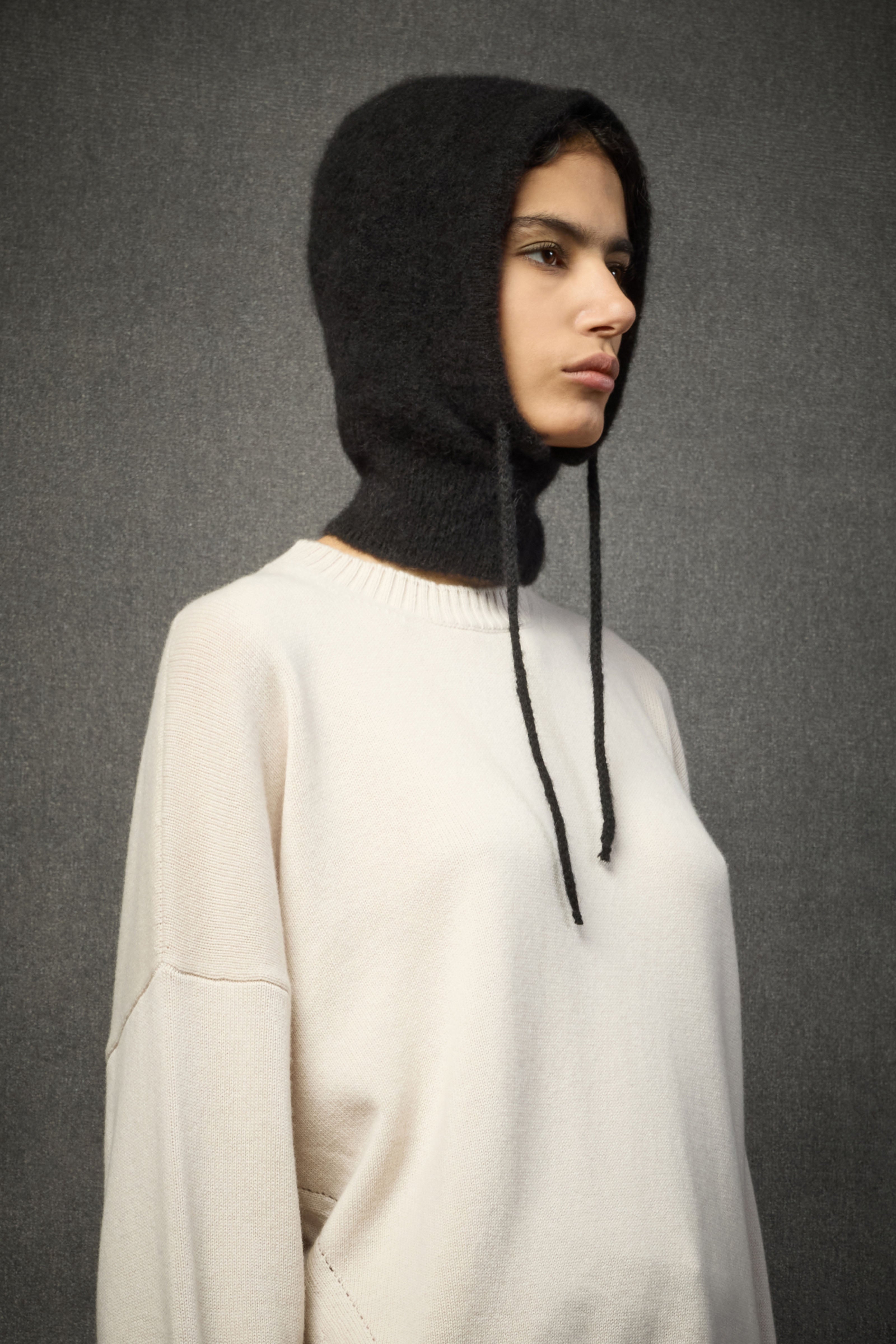 EDRA SWEATER