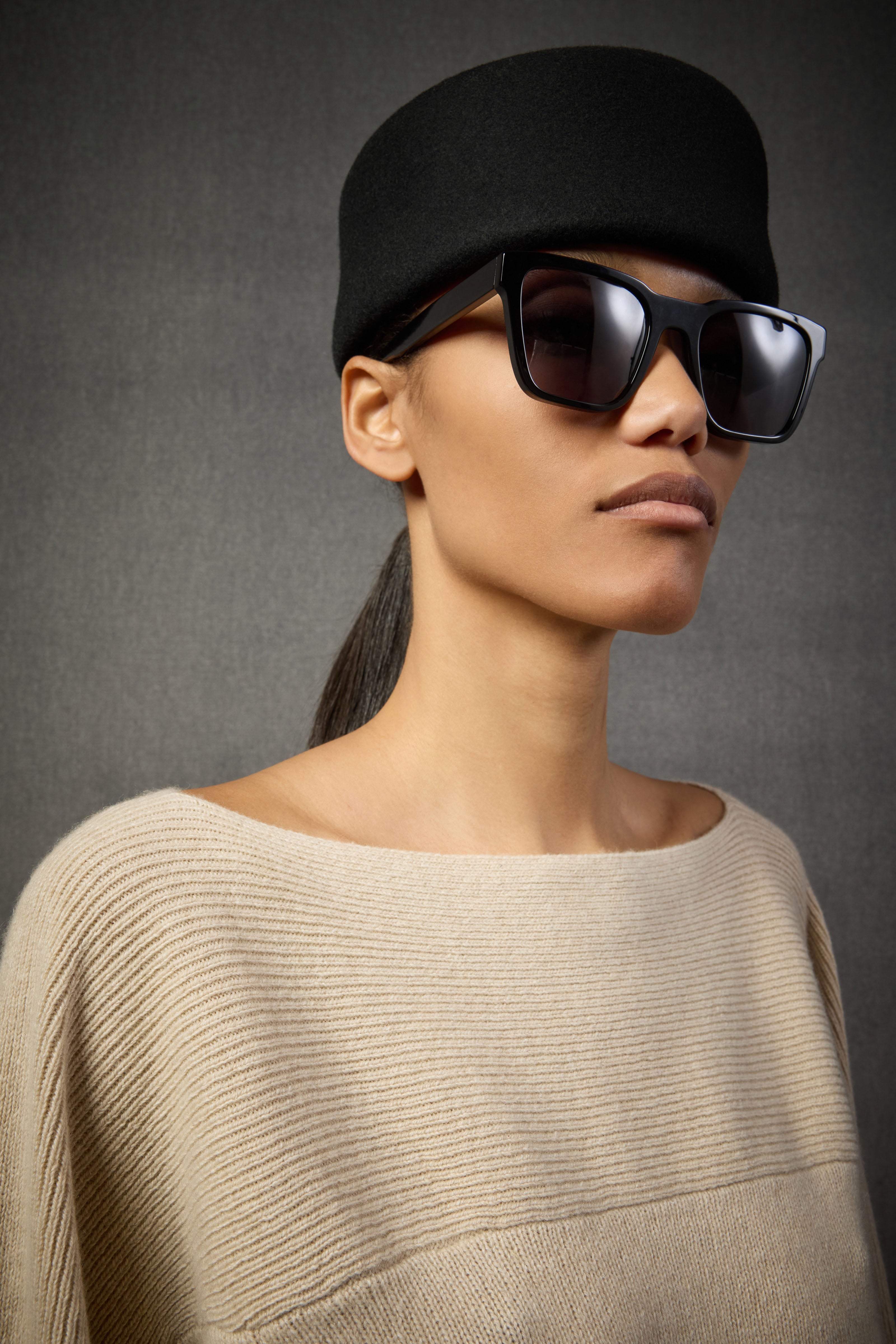 ALICIA KNIT