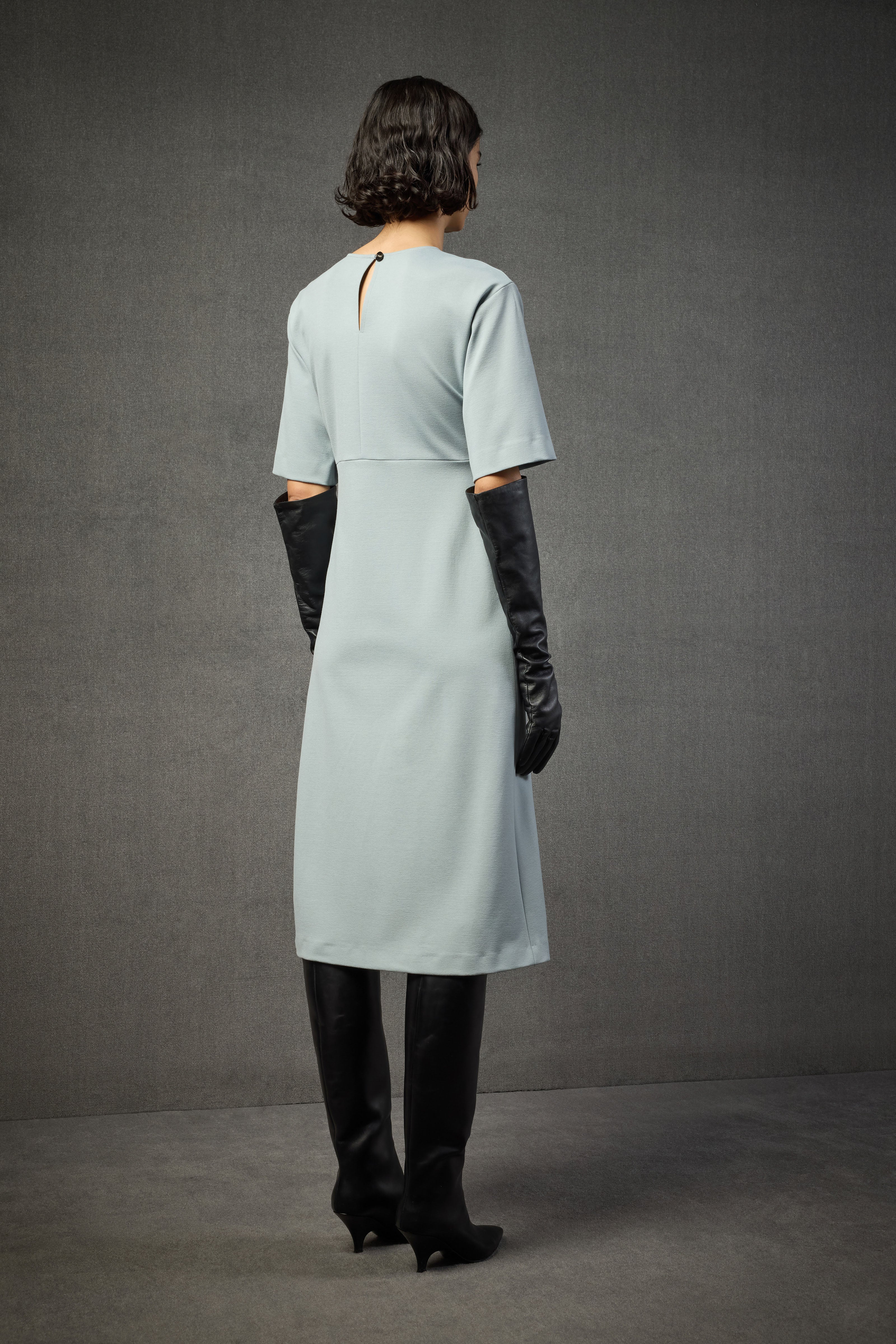 ROBE LOELIA