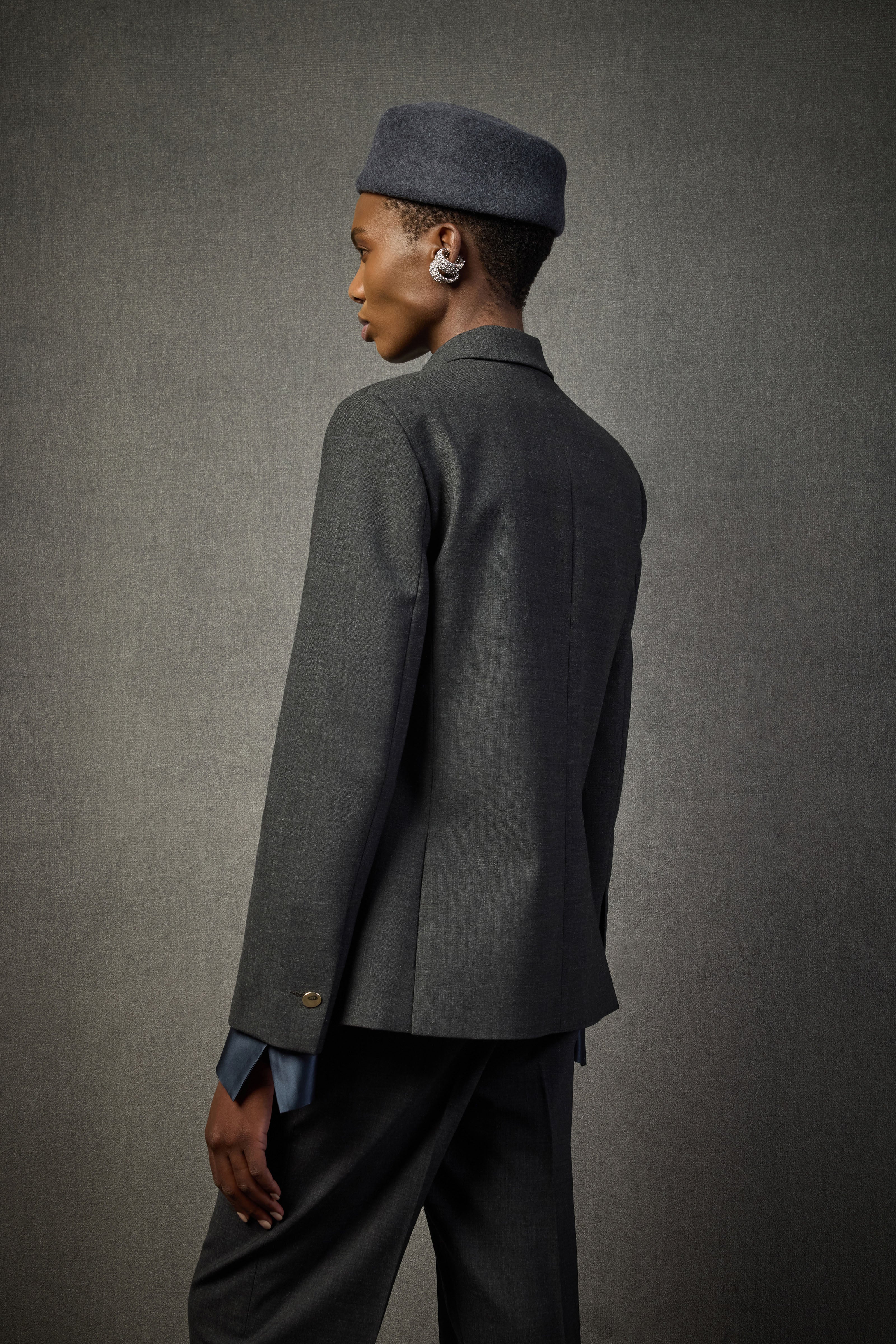 ROGER JACKET