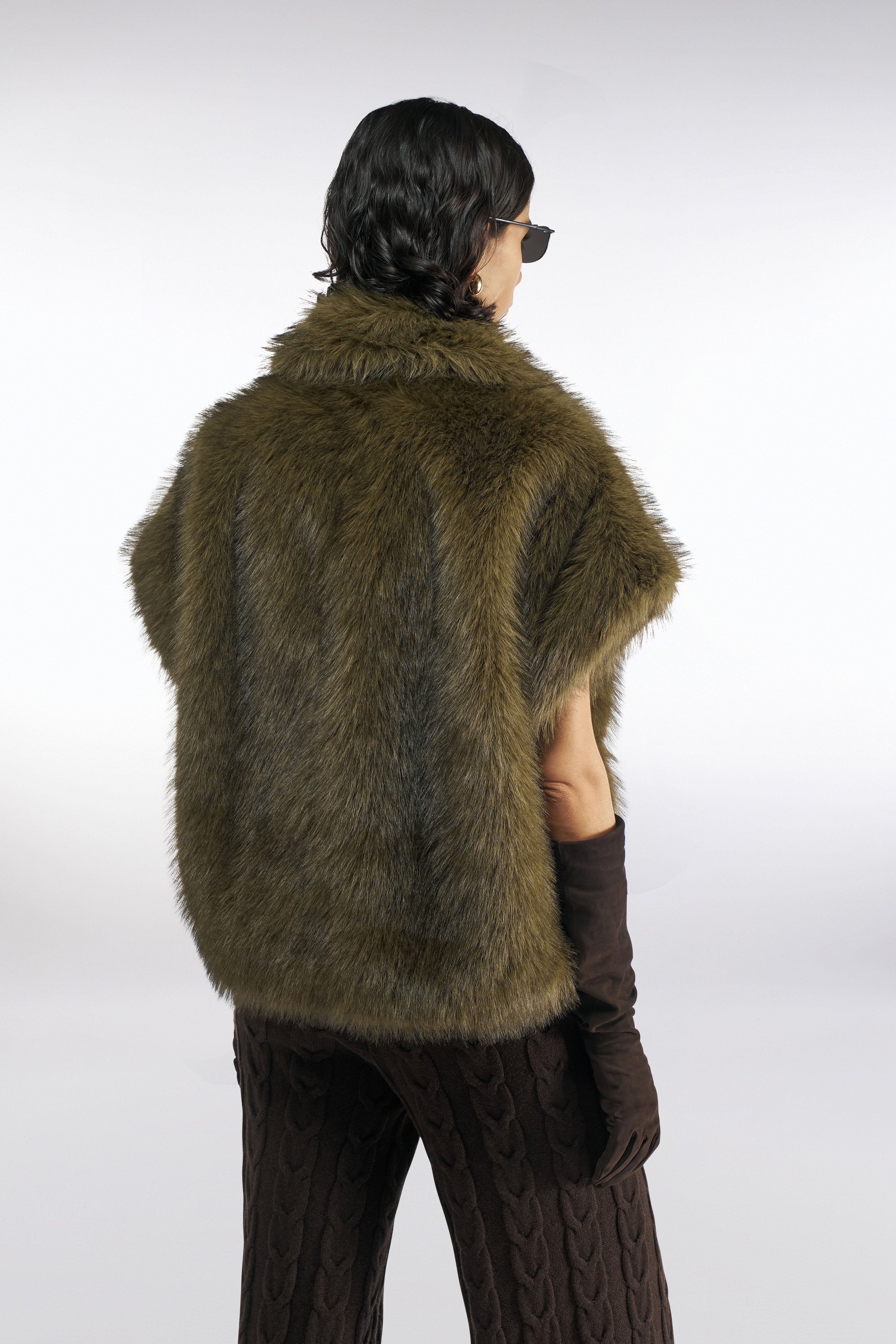 ALYN CAPE