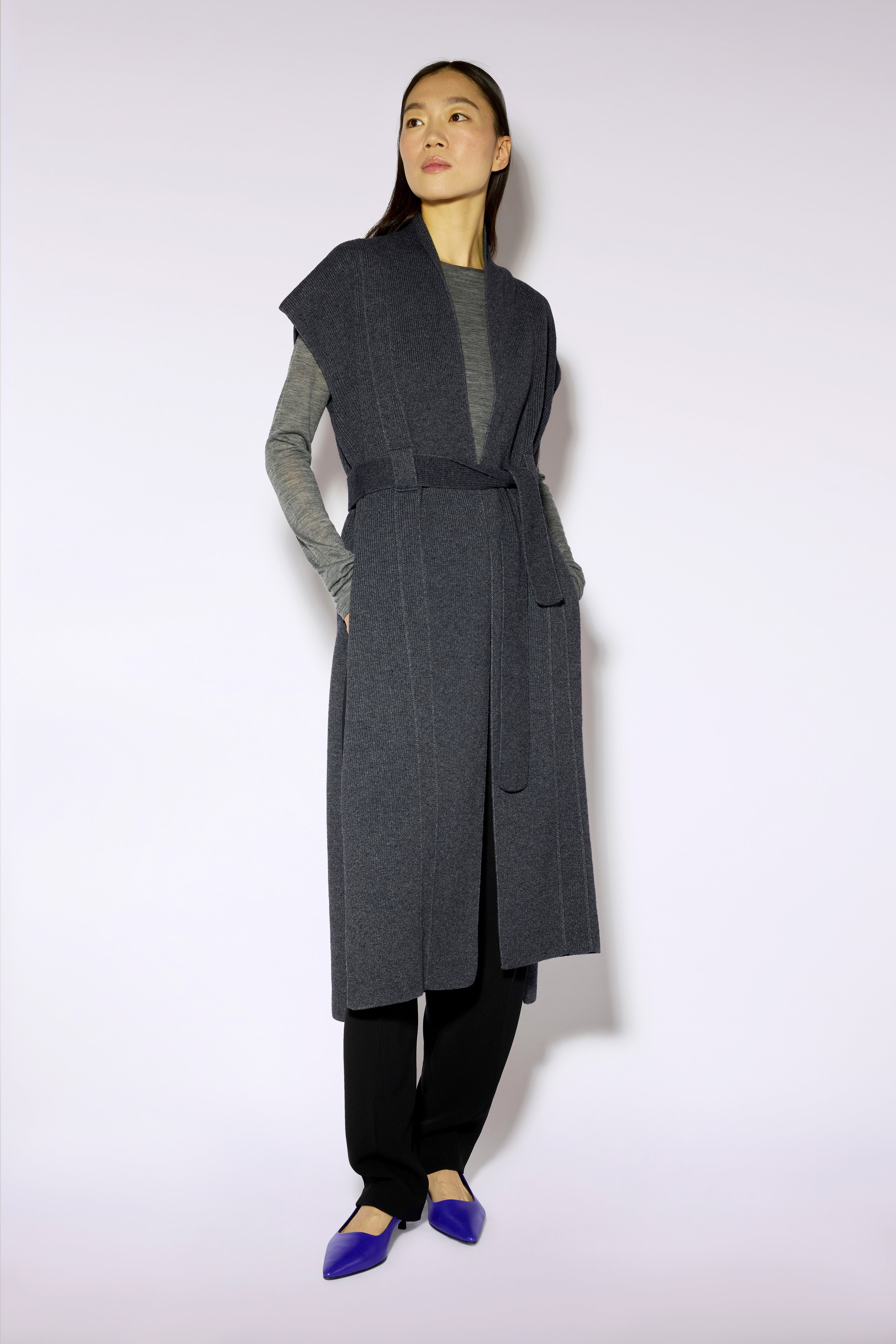W6FF6WC38Y49-0-B-GILET
