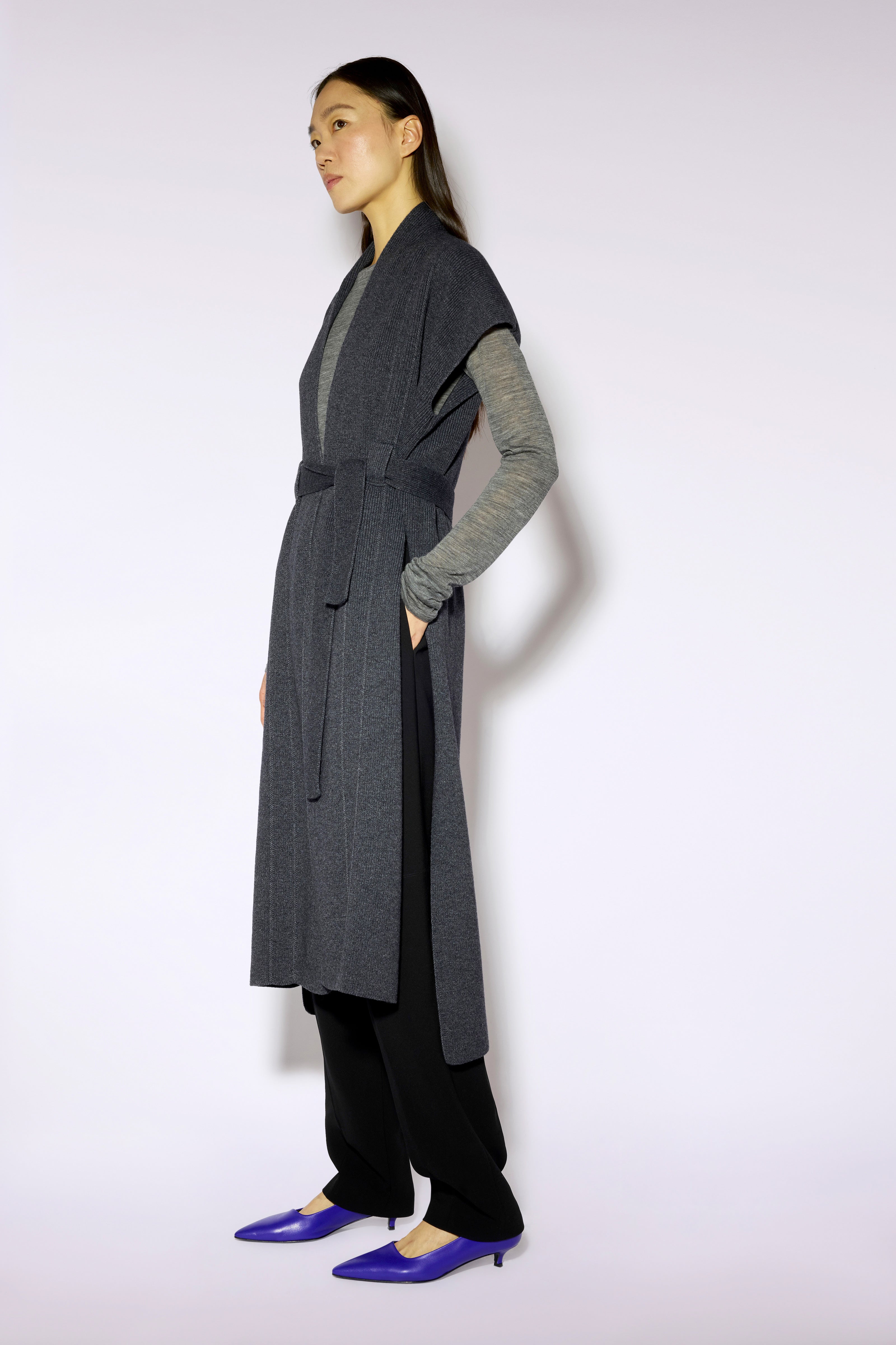 W6FF6WC38Y49-0-D-GILET