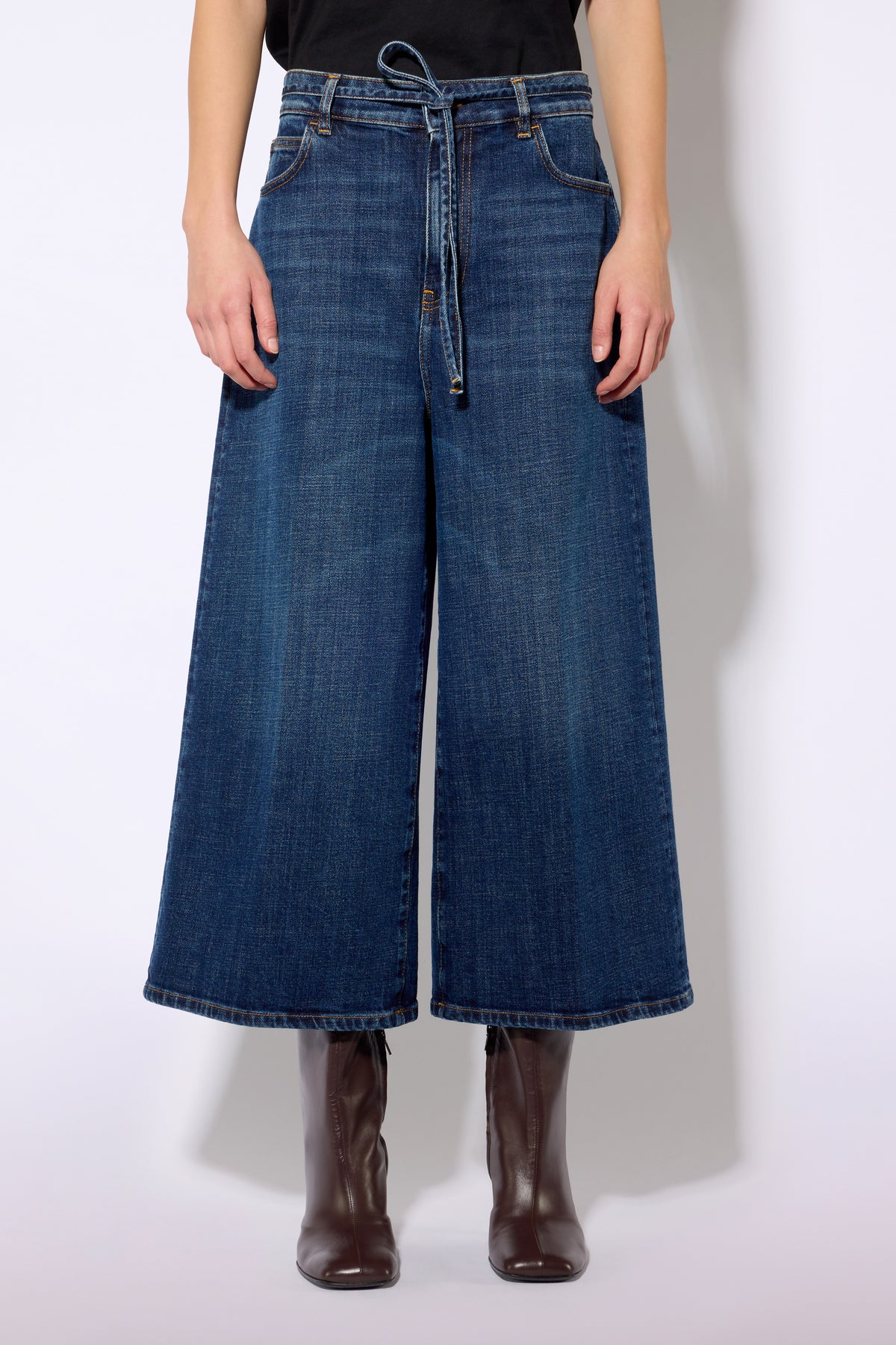 W6LL6WY70Z89-0-B-JEANS