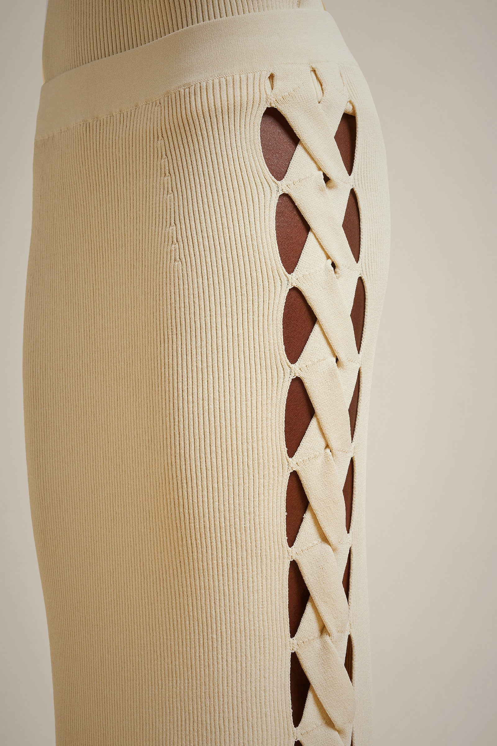 SKIRT WITH WOVEN SIDE BANDS