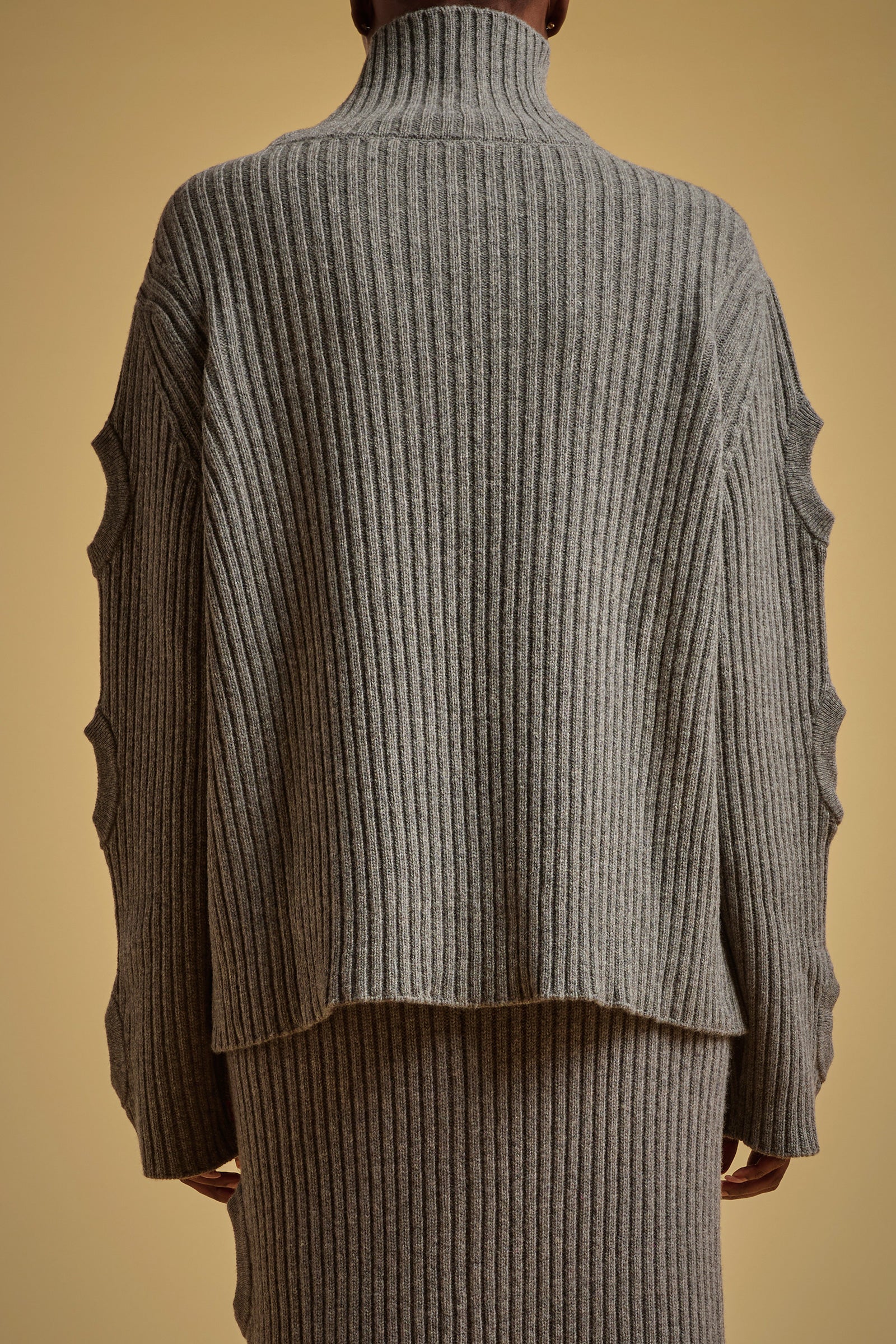 CUT-OUT WOOL SWEATER